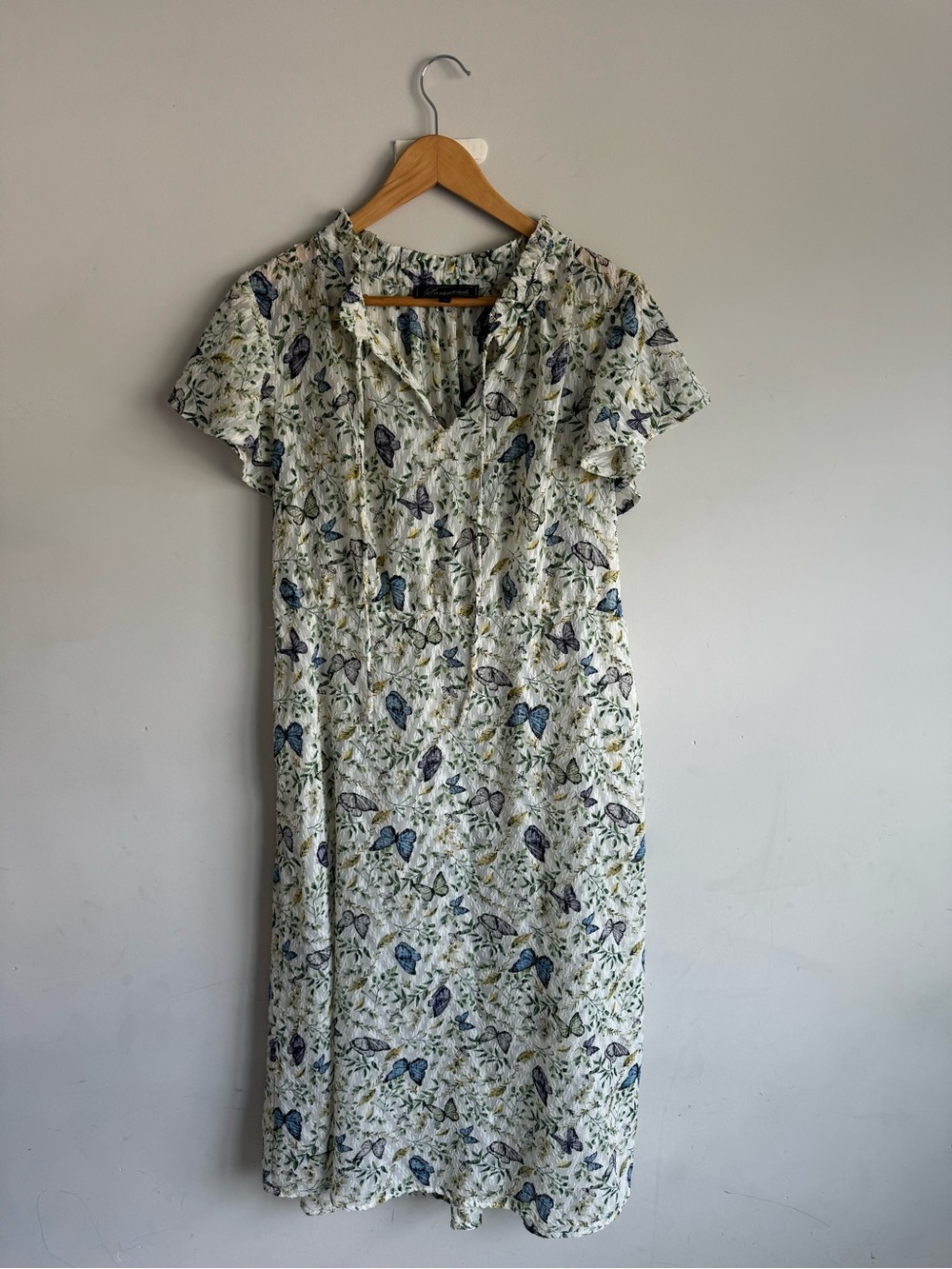 Butterfly & Floral Midi Dress in White and Blue